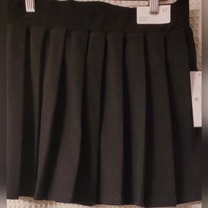 Love Streak Pleated Black Skirt, Size M  NWT